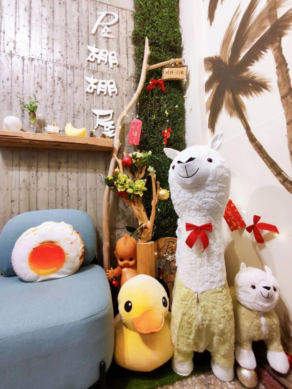 棚棚屋室內帳篷民宿inn Kaohsiung Exteriör bild