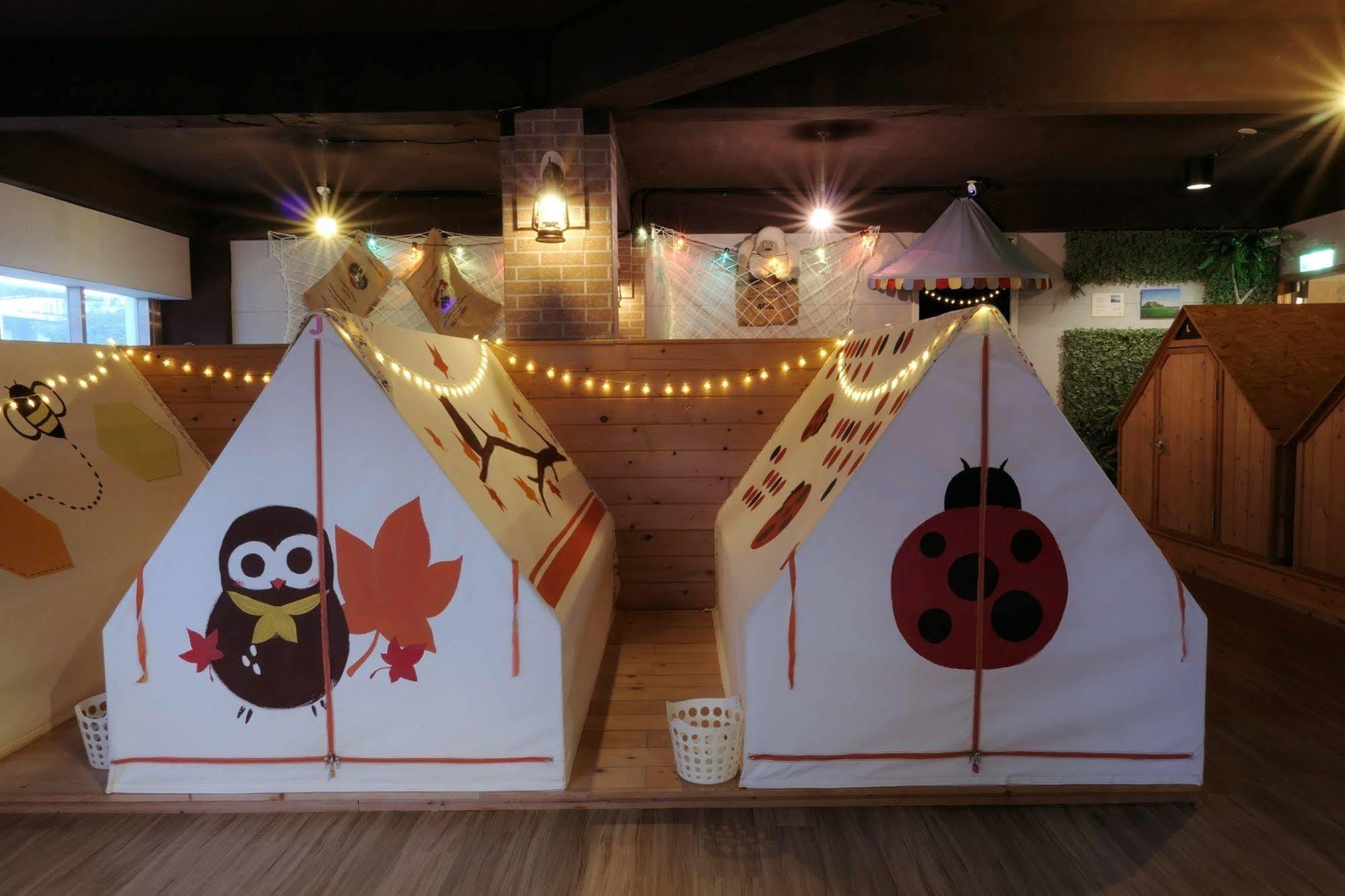 棚棚屋室內帳篷民宿inn Kaohsiung Exteriör bild
